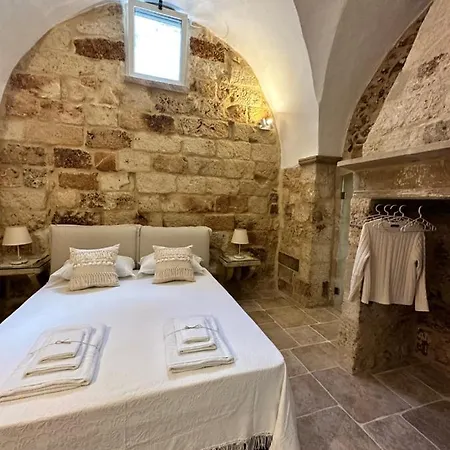 Petra Oikia Apartment
