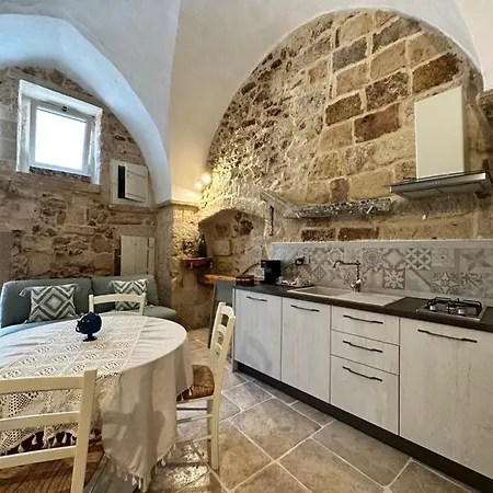 Petra Oikia Corigliano d'Otranto